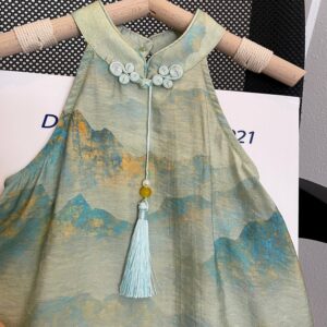y221 - CNY Collections ( Girls ) _ Green Chinese Style Cheongsam Two-Piece Suit - Image 2