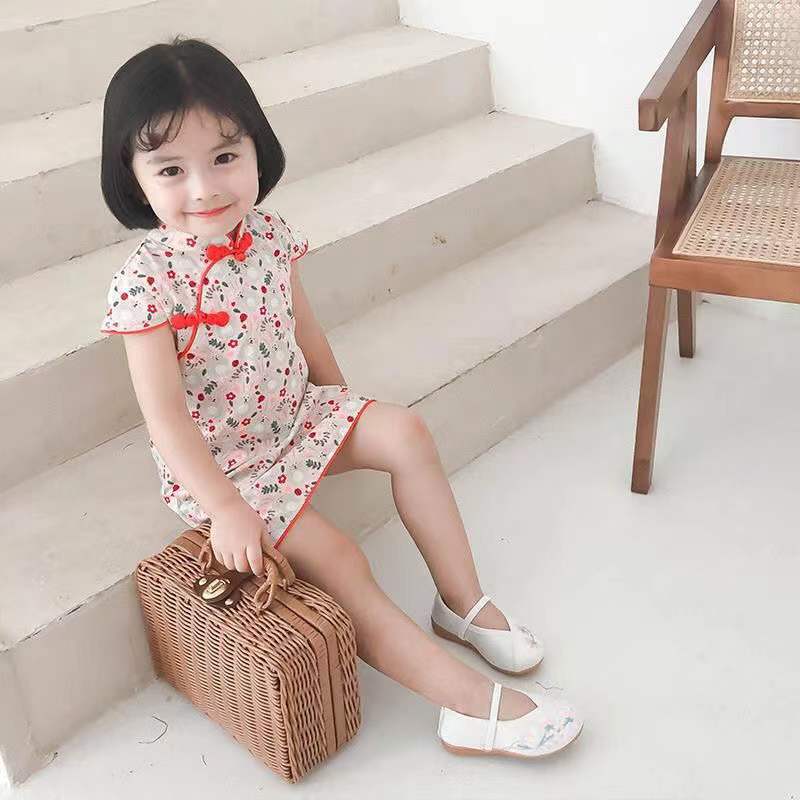 y298 - Girls Jade Rabbit Cheongsam - Image 1