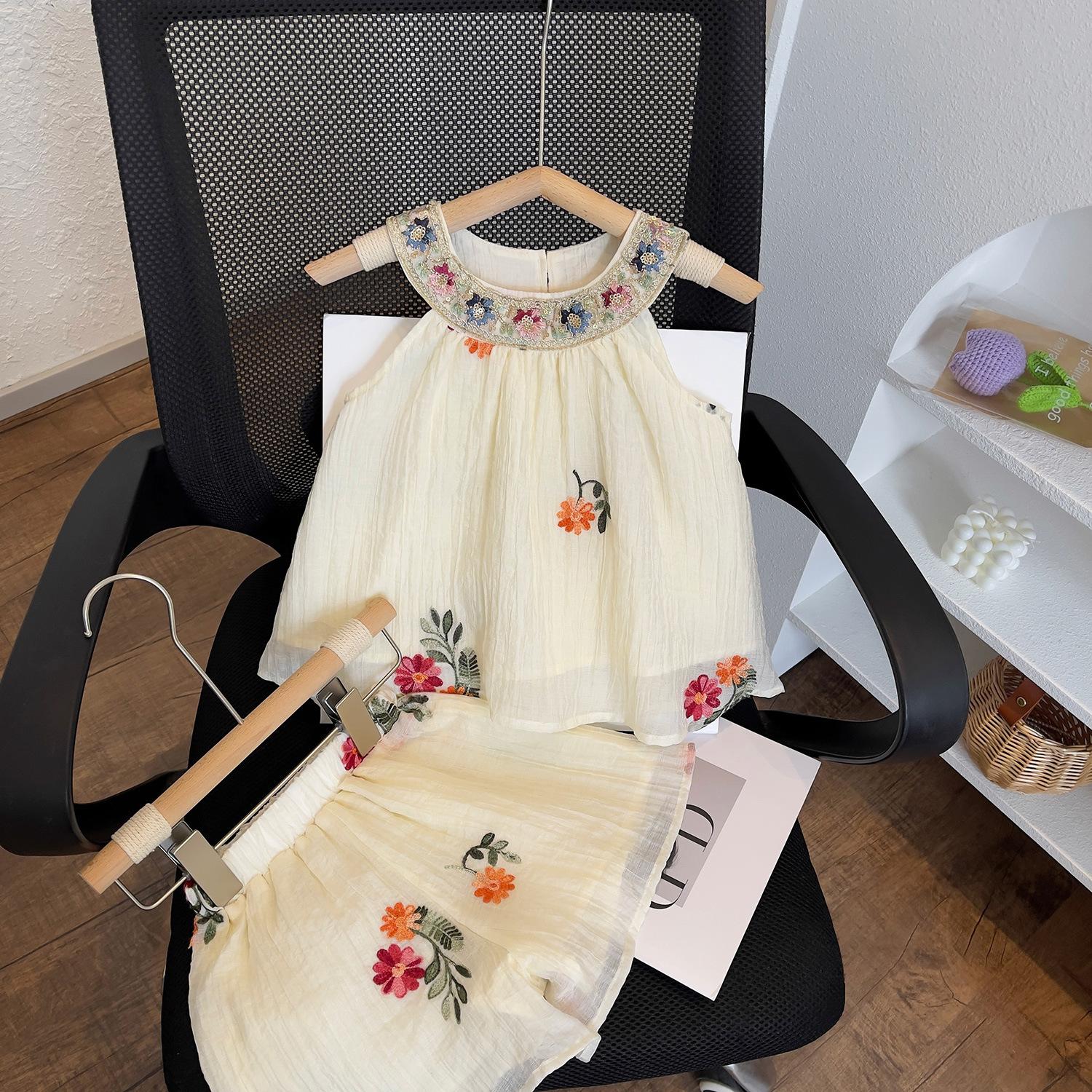 y307 - Girls Embroidered Round Neck Sleeveless Suit - Image 1