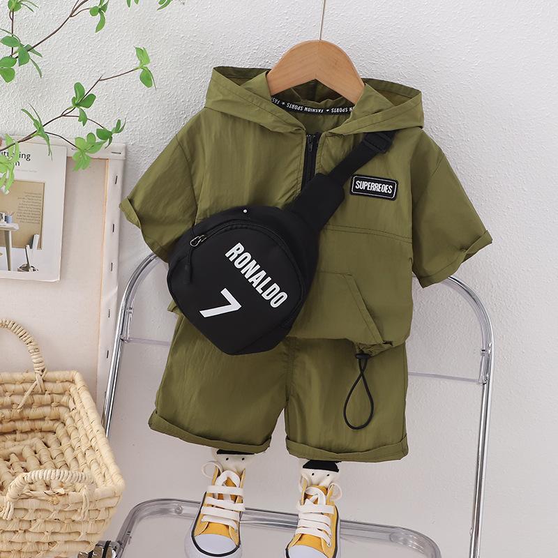 y329 - Boys Half-Zip Hooded Short-Sleeved Suit With Sling Bag - Image 2