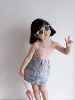y350 - Camisole Top And Denim Skirt Two-Piece Set - 图片 3