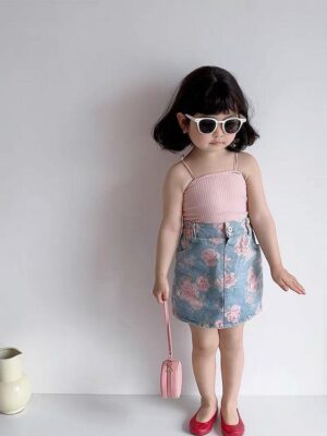 y350 - Camisole Top And Denim Skirt Two-Piece Set - 图片 1