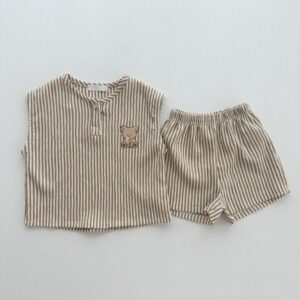 y452 - Striped Sleeveless Vest Shorts Set - 图片 3