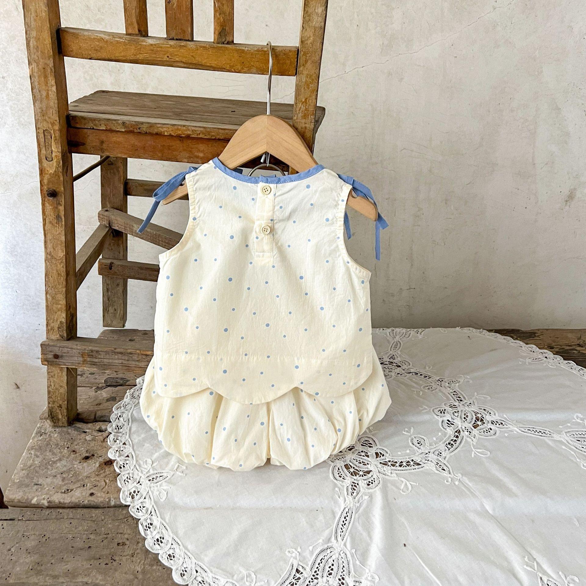 y732 - Blue Polka Dot Wave Set - Image 1