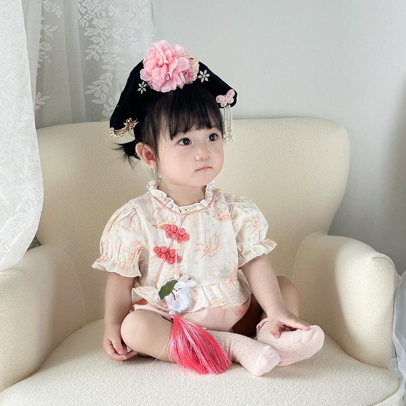 y674 - CNY Collections - Chinese romantic Bunny - Image 1