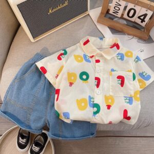 y653 - Fashionable Cartoon Short-Sleeved Shirt And Shorts - 图片 3
