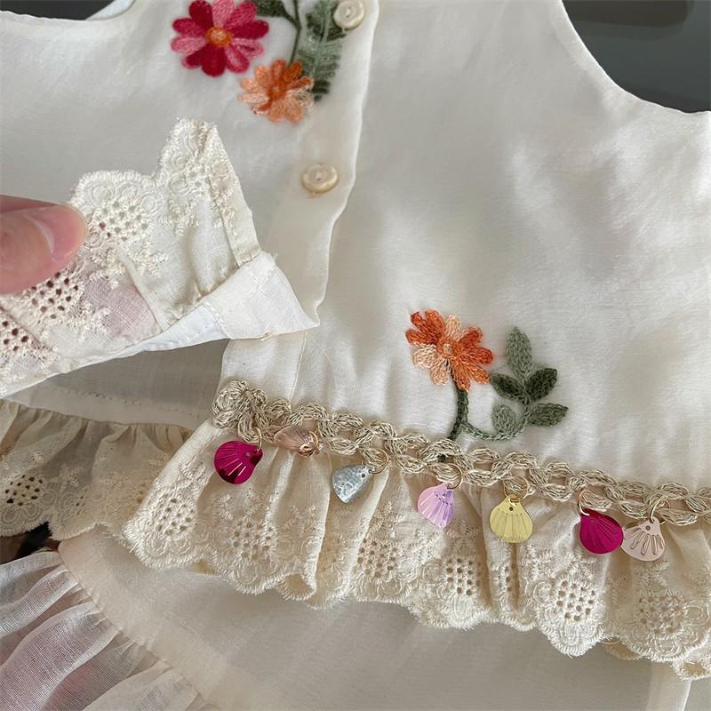 y715 - Embroidered Net Flower Suspender Set - Image 6