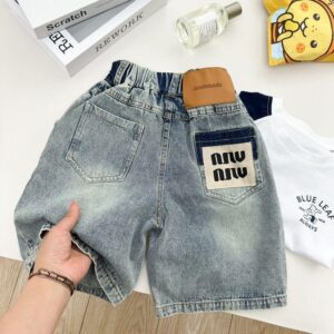 y529 - Korean Style Trendy Shorts - 图片 1