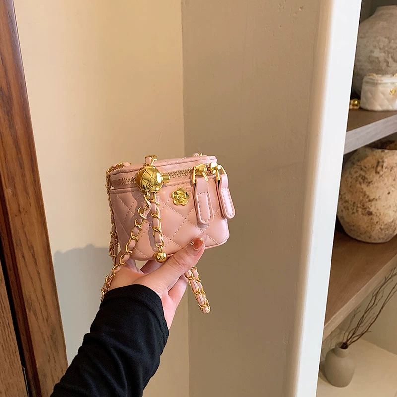 y781 - Chanel Style Diamond Chain Bag - 图片 4