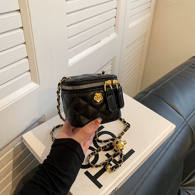 y781 - Chanel Style Diamond Chain Bag - 图片 5