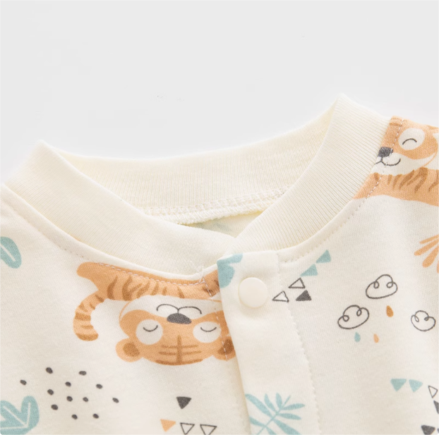 y797 - Little Cute Tiger Baby Jumpsuit - Image 2
