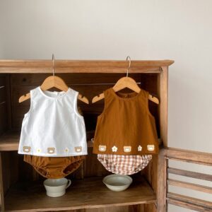 y815 - Bear Print Vest Top + Ruffled Briefs 2-Piece Set - 图片 7