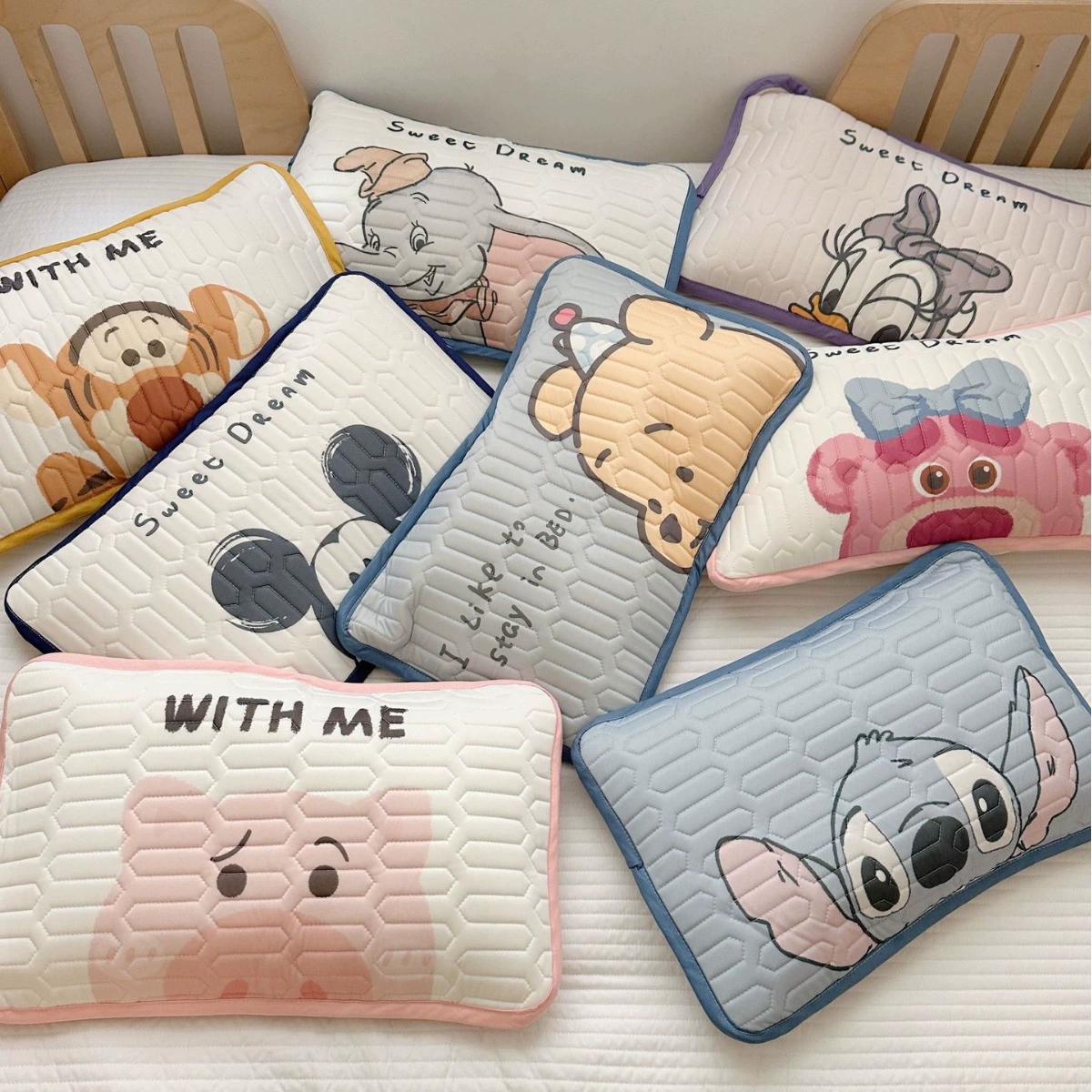 y830 - Cartoon Ice Silk Latex Pillowcase / Pillow - Image 1