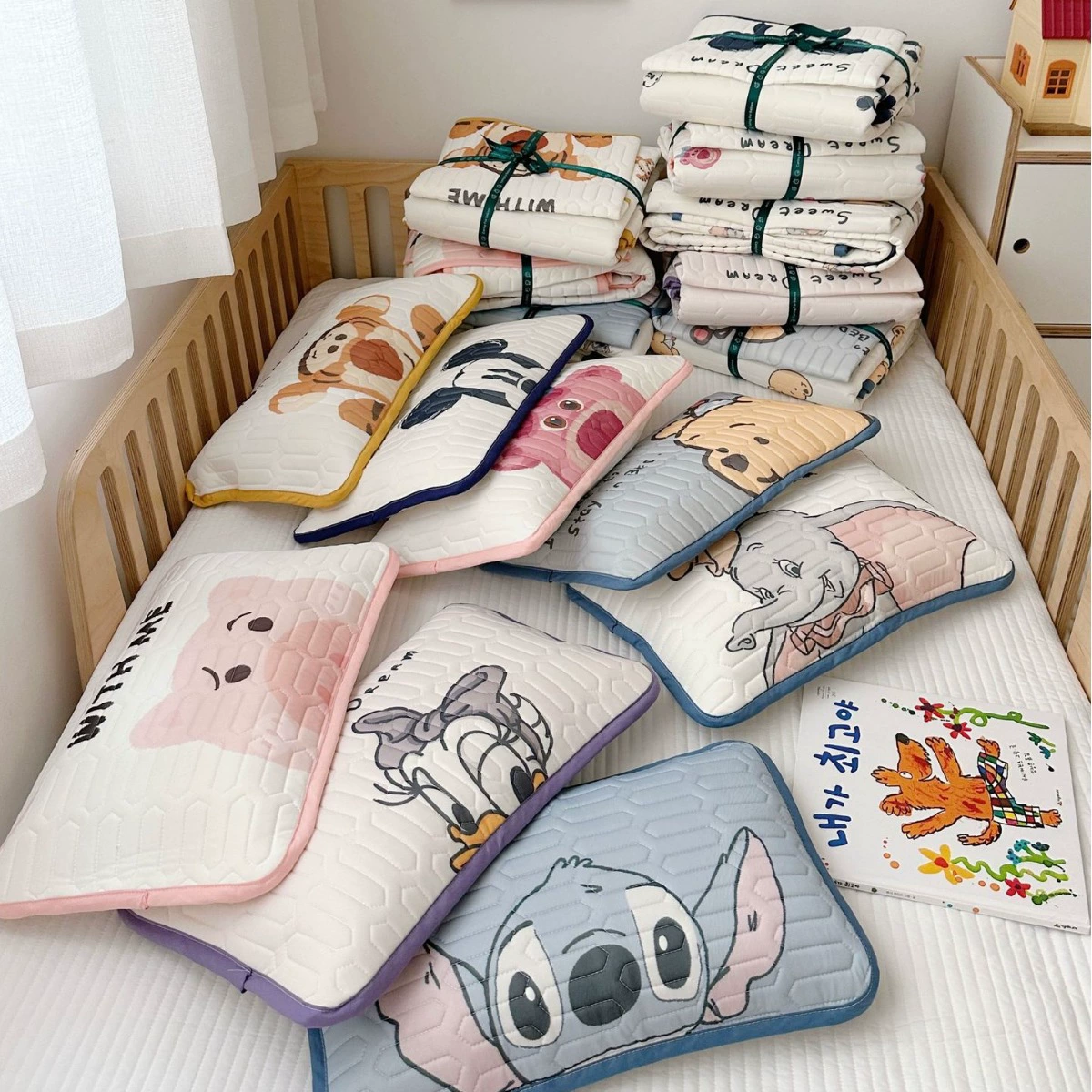 y830 - Cartoon Ice Silk Latex Pillowcase / Pillow - Image 2