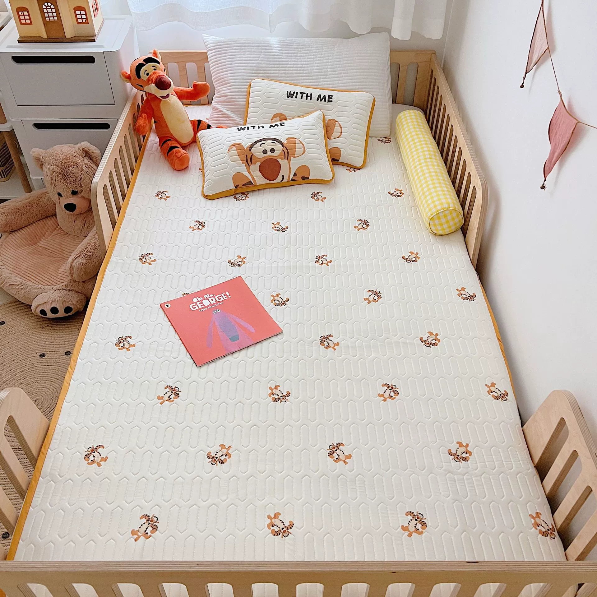 y830 - Cartoon Ice Silk Latex Pillowcase / Pillow - Image 13