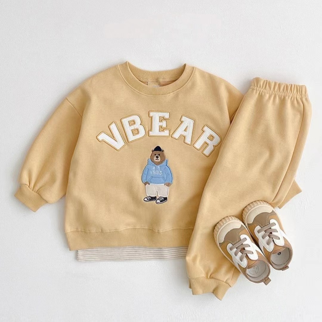 y873 - Bear Letter Long Sleeve Sweatshirt - Image 5