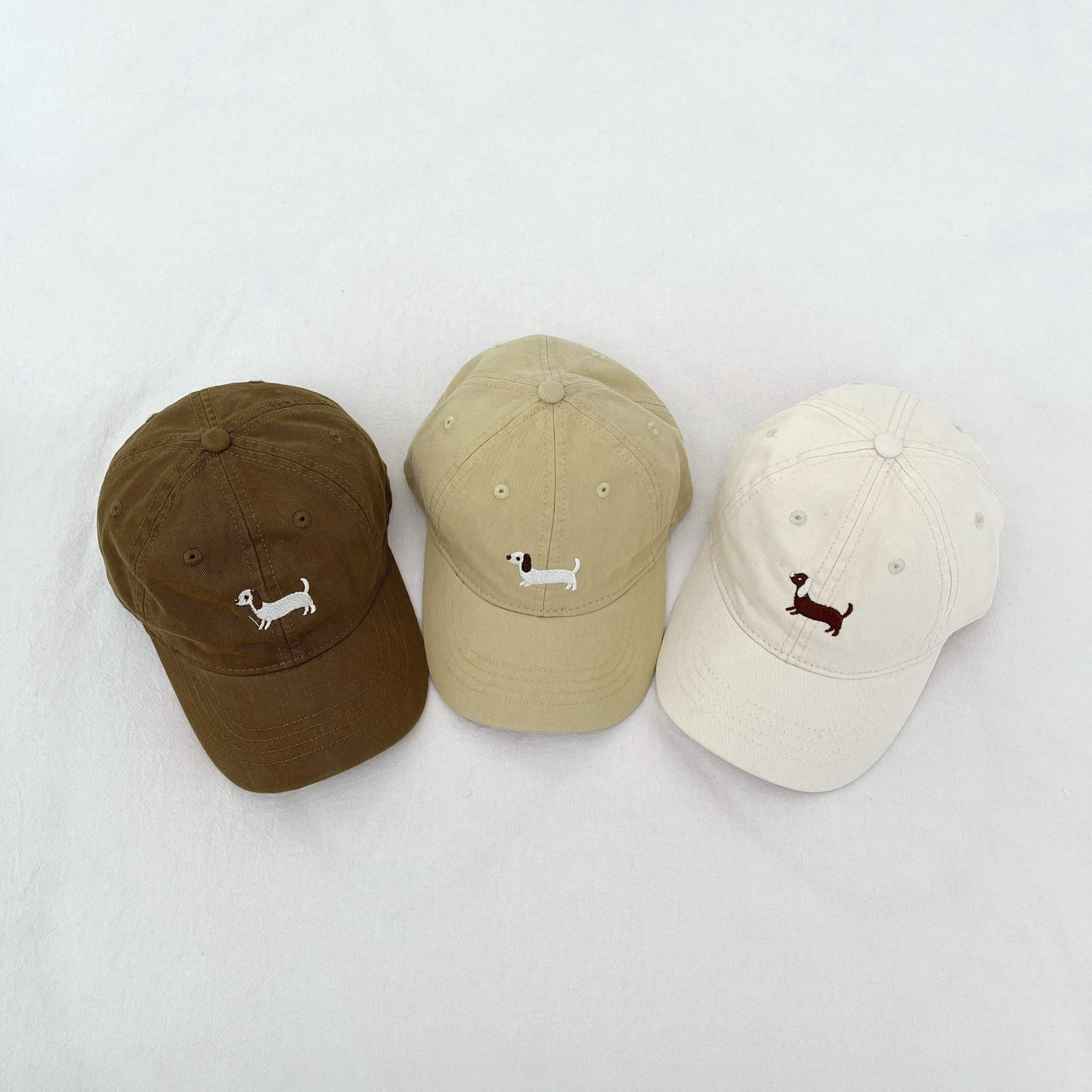 y976 - Sausage Dog Cap - Image 1