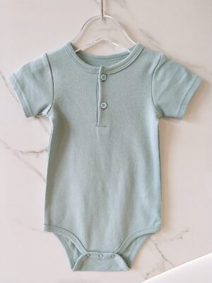 y1131 - Baby Boy & Baby Girl Button Romper - Image 11