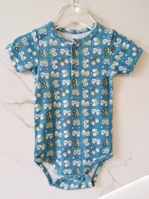 y1131 - Baby Boy & Baby Girl Button Romper - Image 22