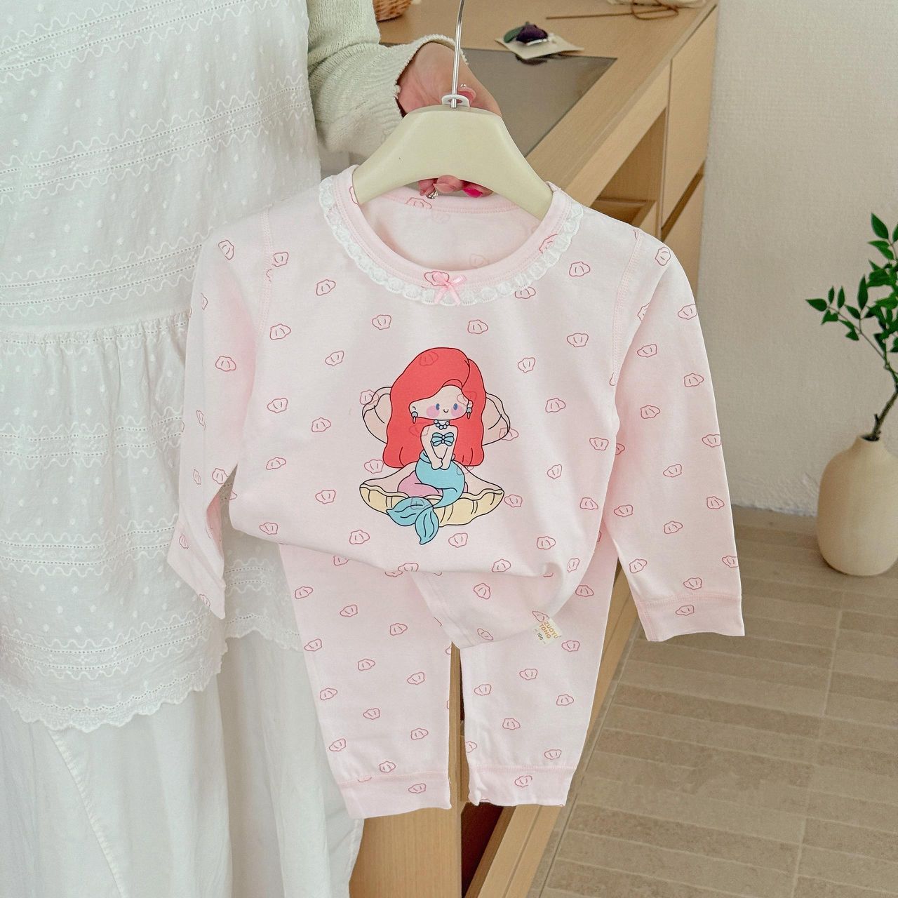 y1146 - Cartoon Lycra Pajamas Set - Image 5