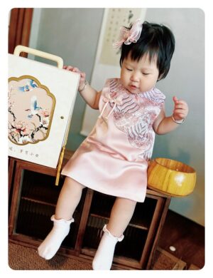 y1201 - CNY Premium Pink & Red Wave Cloud Cheongsam Dress - 图片 9