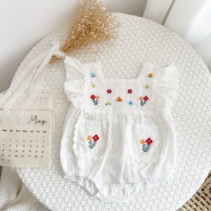 y1221 - Embroidery Flower Pocket Romper With Socks