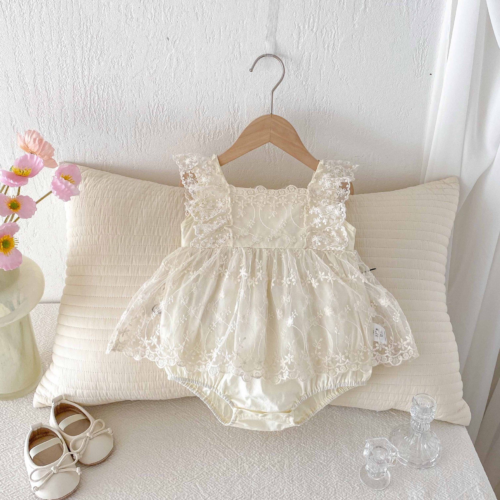 y1340 - Apricot Lace Embroidery Flower Romper - 图片 5