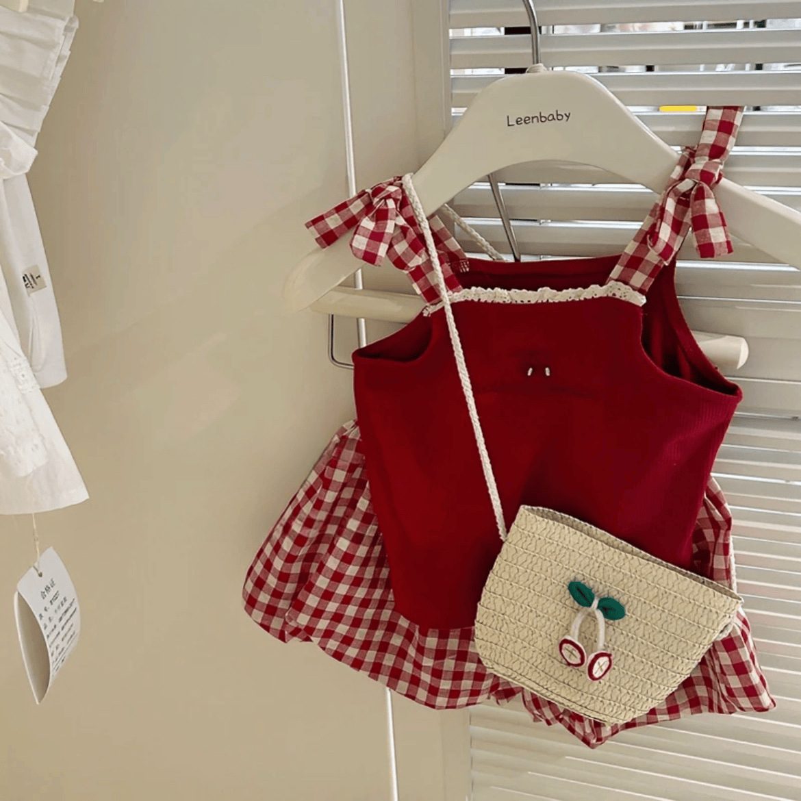 y1332 - Girl Red Plaid Cherry Camisole Ribbon Short Pants Set (Without Bag) - 图片 1