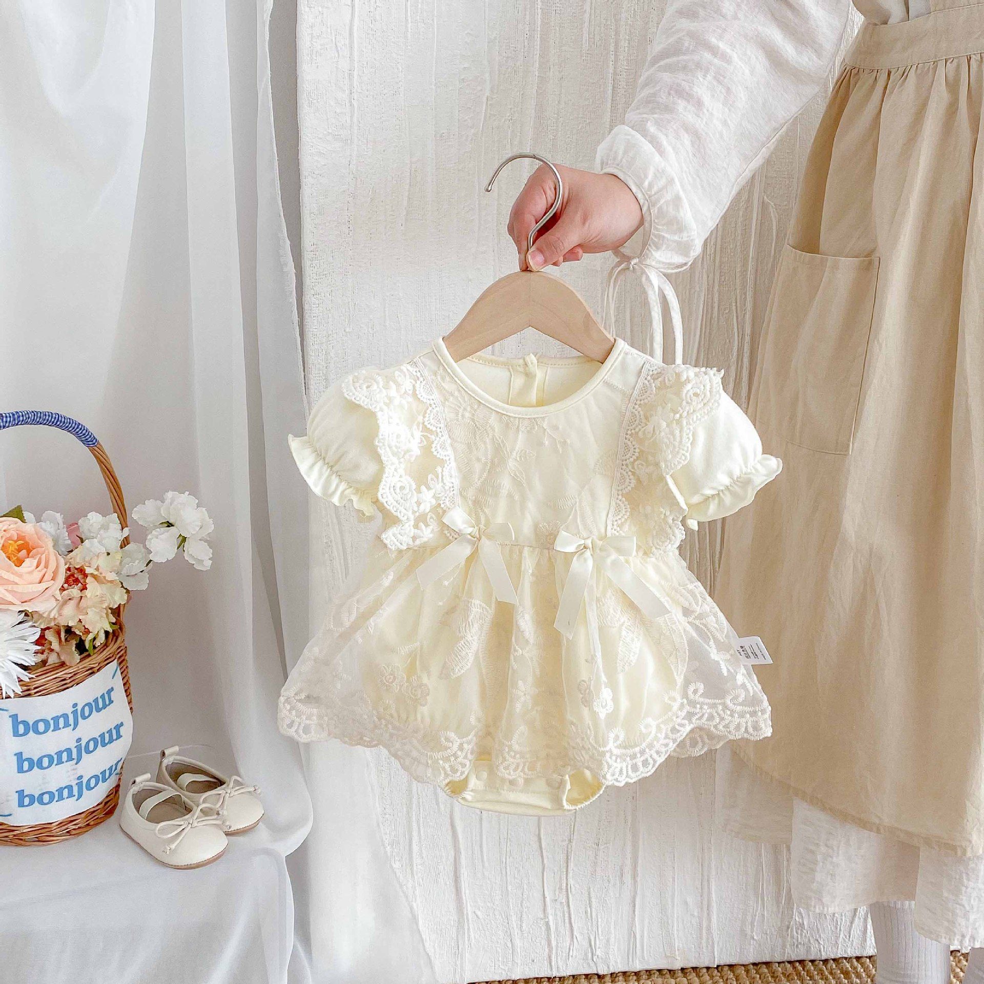 y1343 - Apricot Lace Ribbon Puff Sleeves Romper - 图片 5