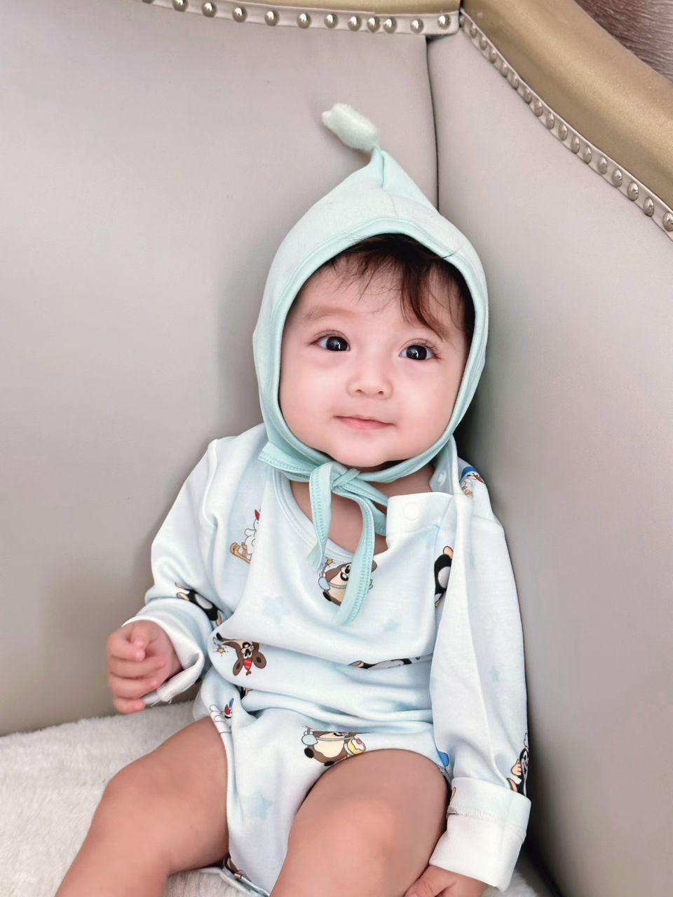 y1330 - Cartoon Romper With Star Cap