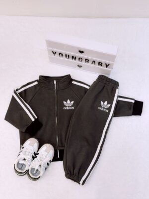 y1421 - AD Sport Tracksuit - Image 4