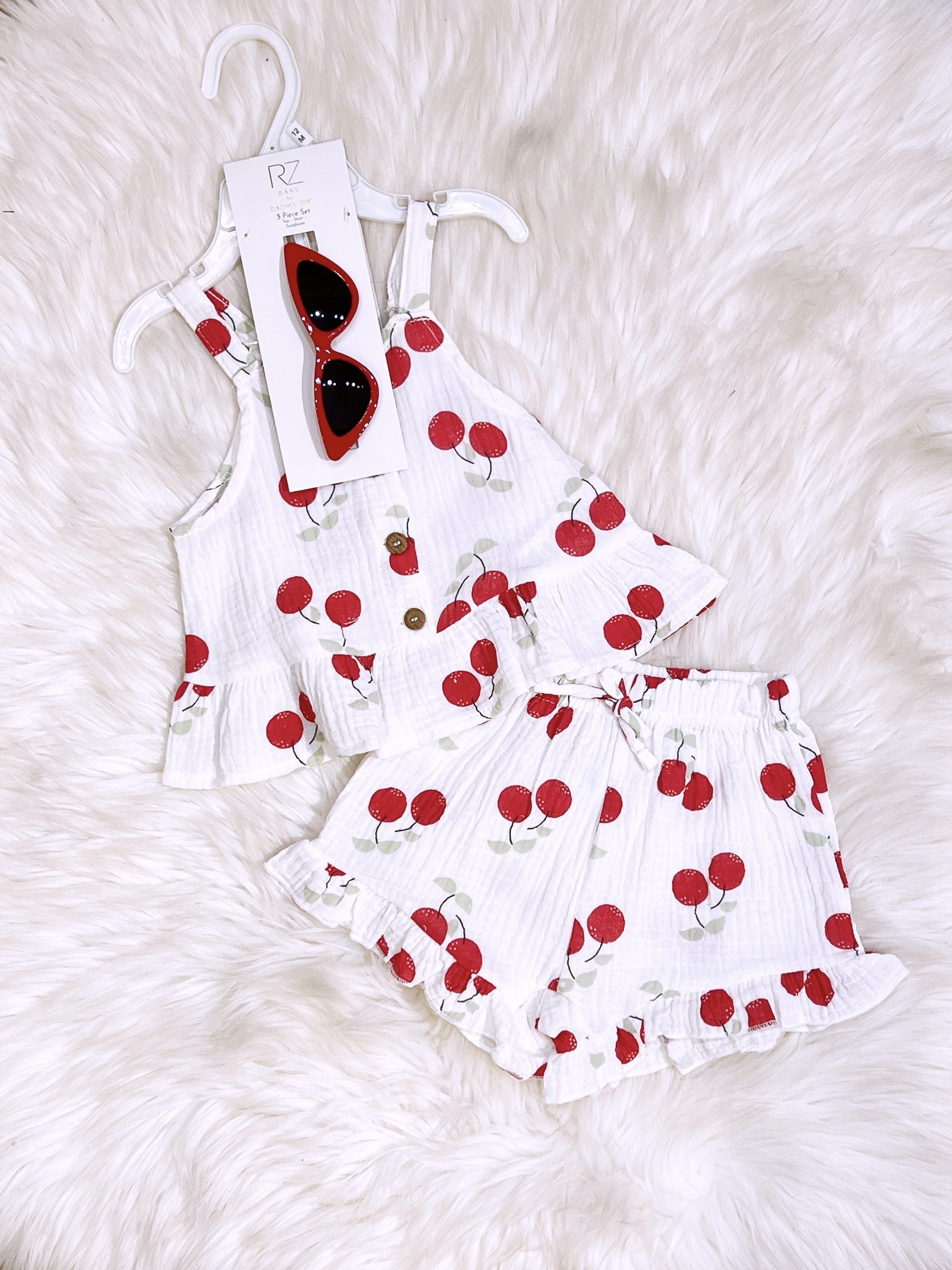 y1524 – RZ Baby Girl With Sun Glasses Set