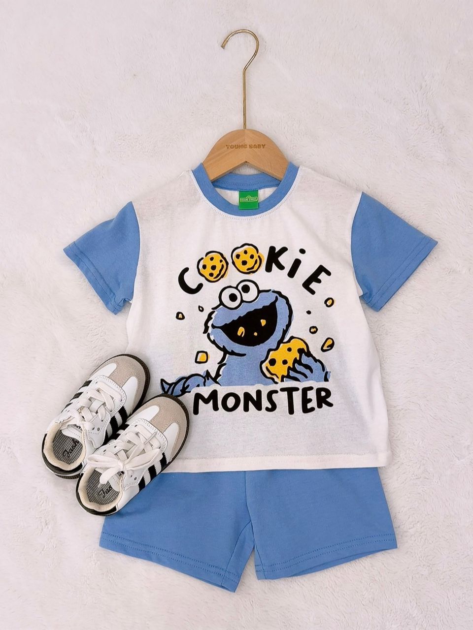 y1597 - Sesame Street T-shirt Suit