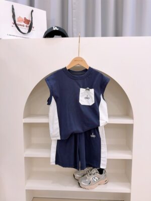 y1616 - Fashion Sleeveless Boy Set