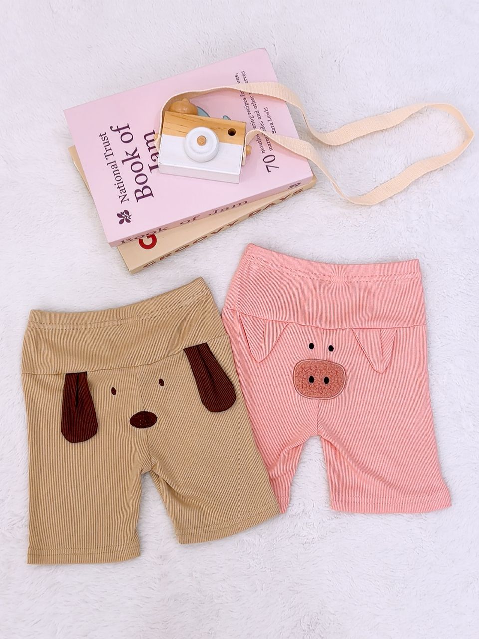 y1717 - Animal Short Pant